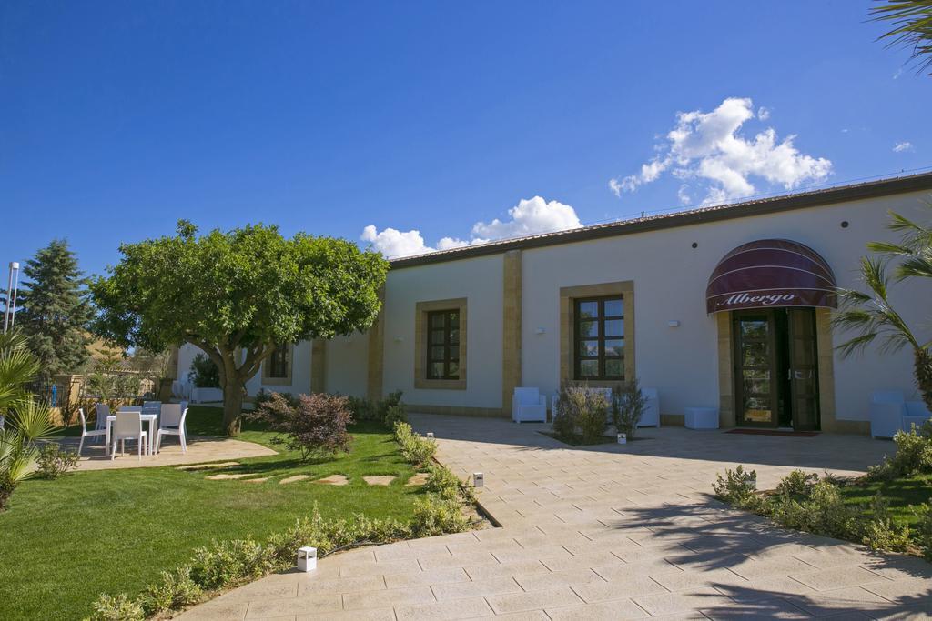 Hotel Baglio Borgesati Salemi Exterior foto